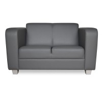 Sofa Bruno w kolorze szarym.